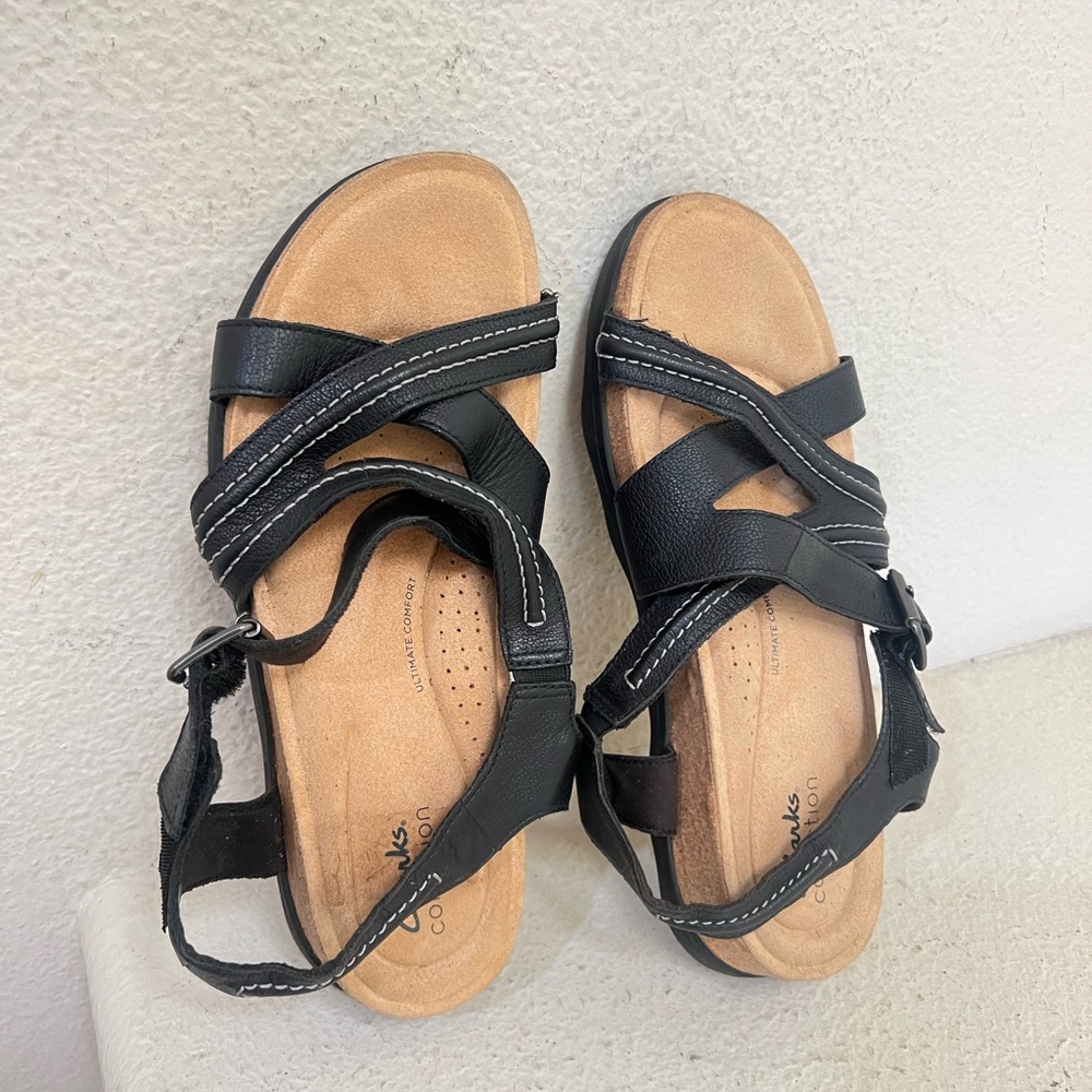 Clarks WMN Brynn Ave Sandals Leather‎ Black Comfort Strappy Wedge Platform Sz 9